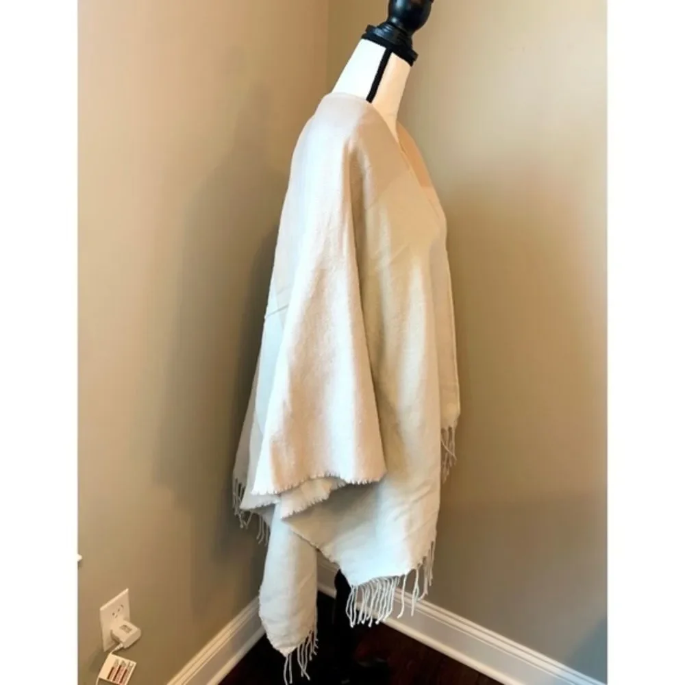 NWT! SOIA & KYO Woven Scarf with Fringe Cardigan - Picture 6 of 7